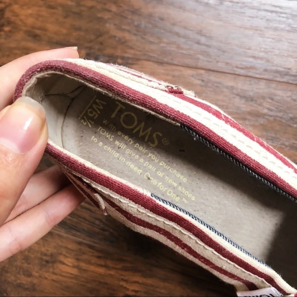 TOMS • Calypso canvas wedge espadrilles red stripe peep toe jute
